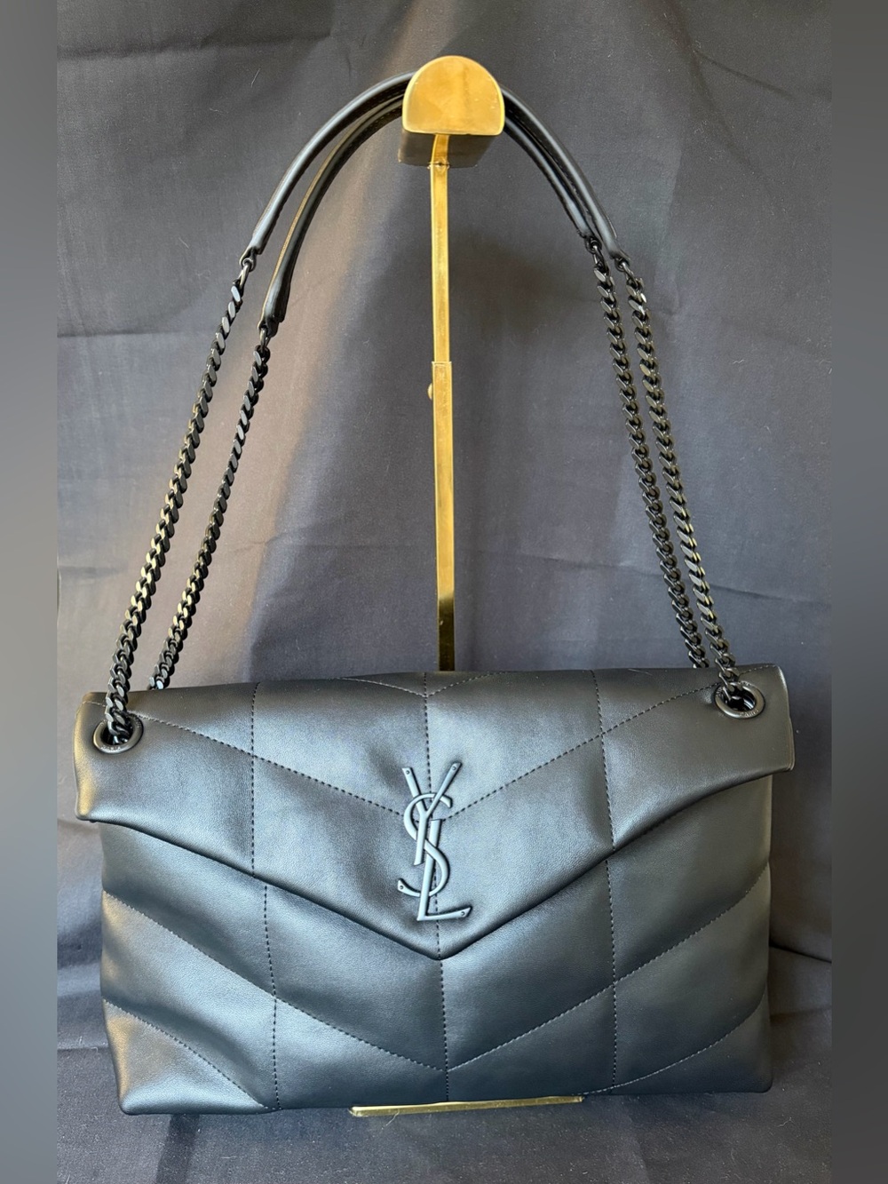 Black Quilted Chevron Leather Shoulder Bag with Chain Strap